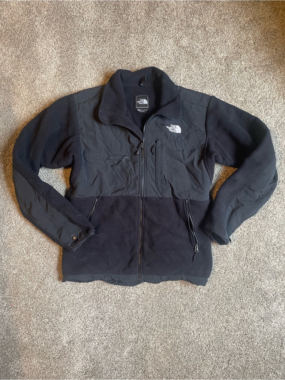 The North Face Men’s Black Performance Fleece Jacket Size Small